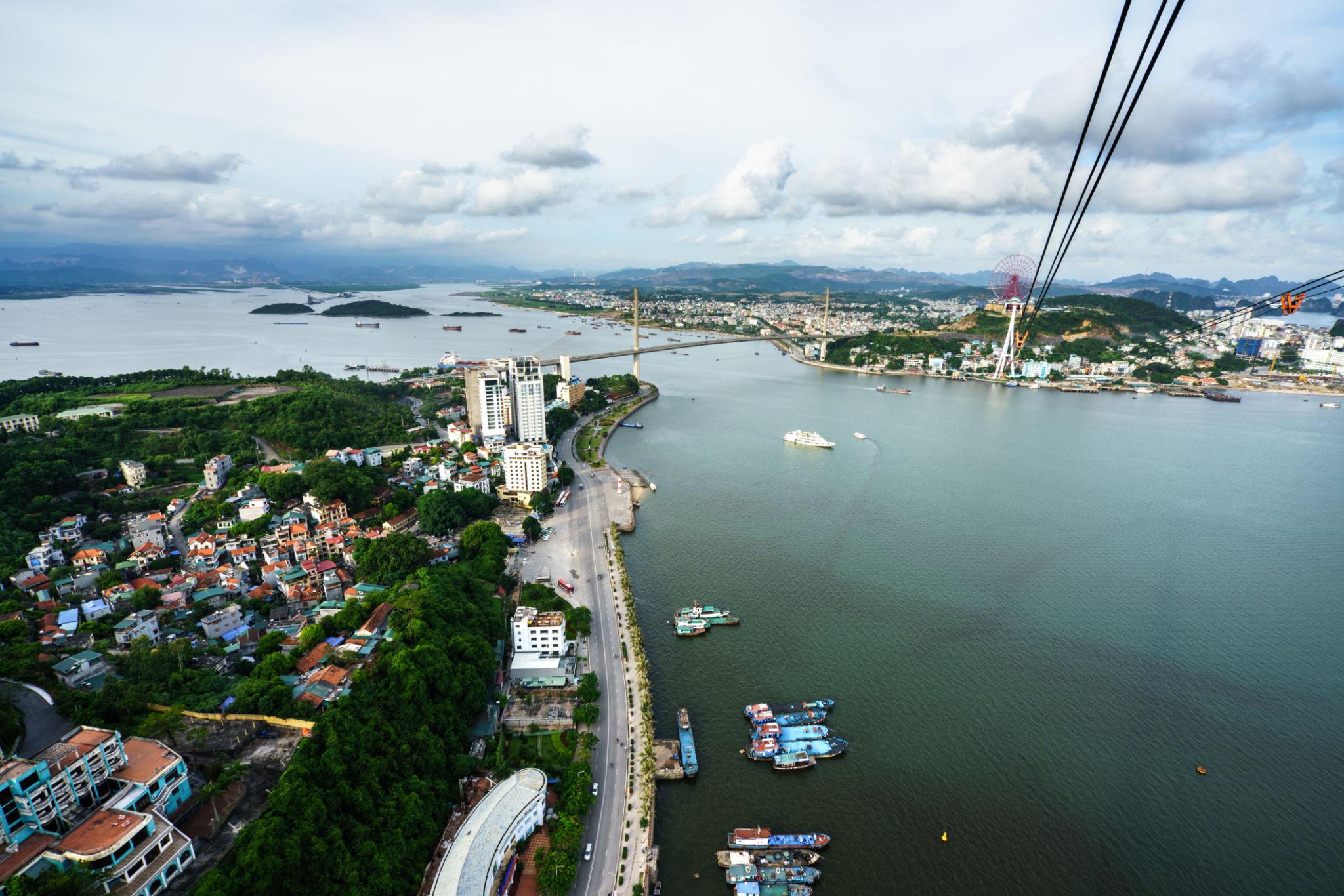 What to do in Bai Chay